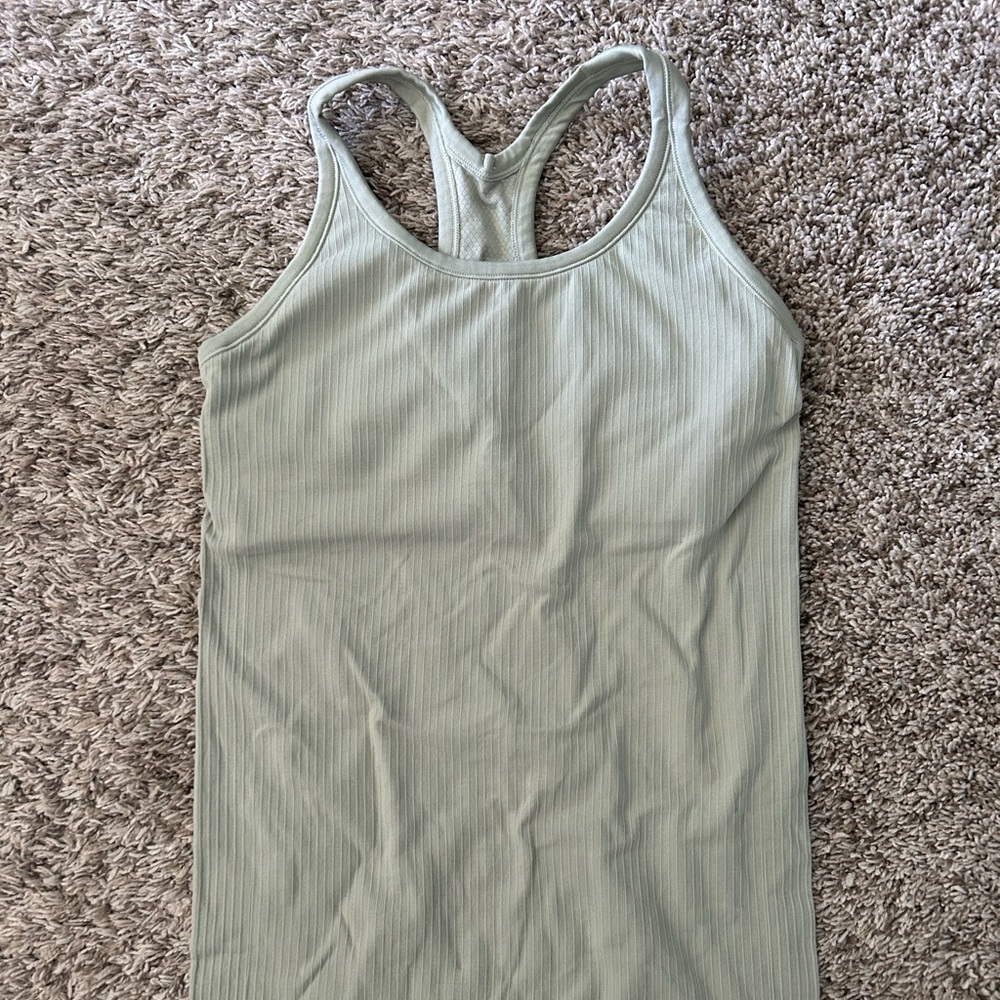 pastel green tank top size 6